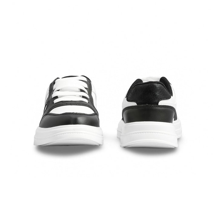 Black Casual Sneaker AT7398