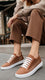 حذاء رياضي كاجوال بني للسيدات AT7477