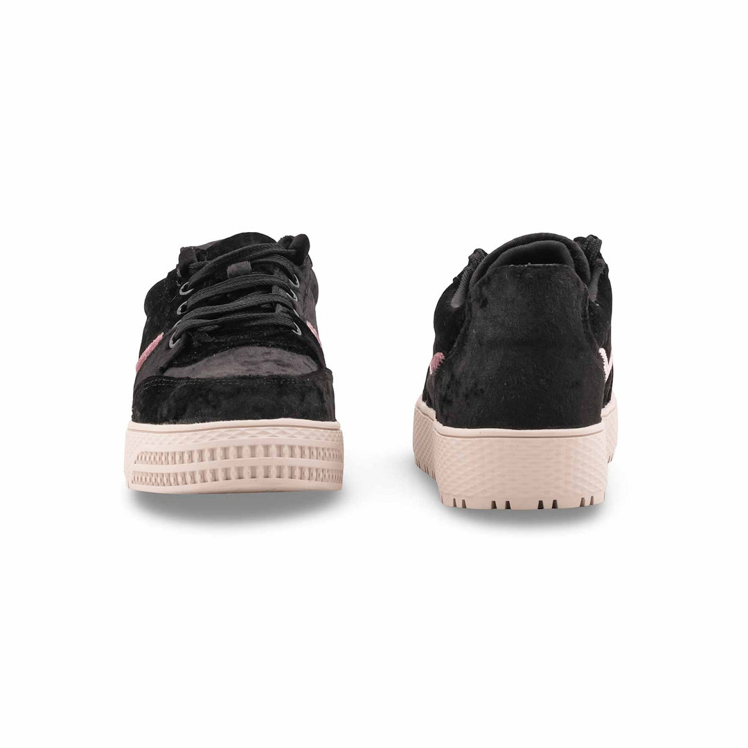 Black Casual Sneaker For Ladies AT7507