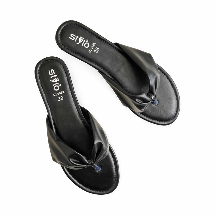 Black Casual Chappal For Women CL1962