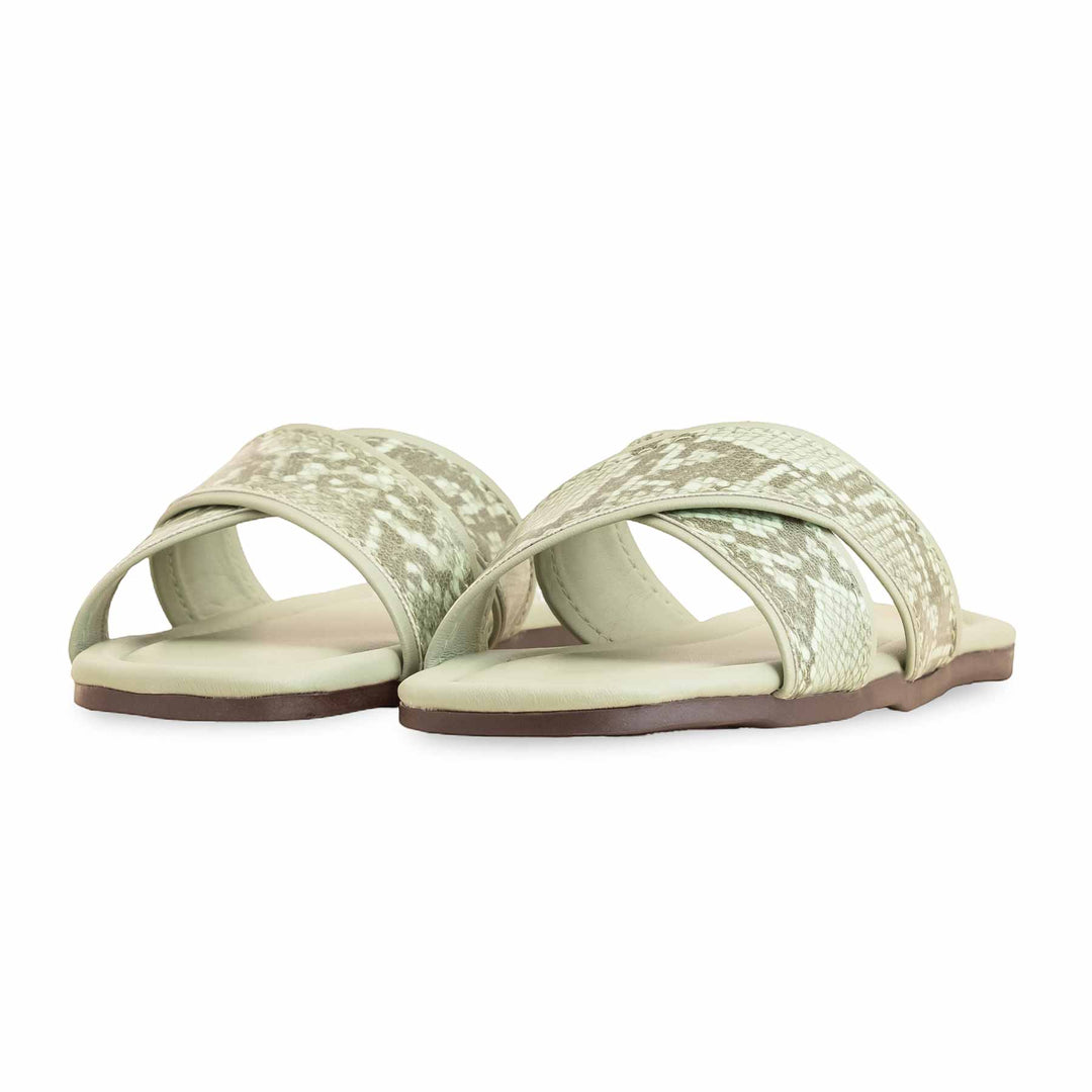 Green Casual Slipper For Ladies CL2040