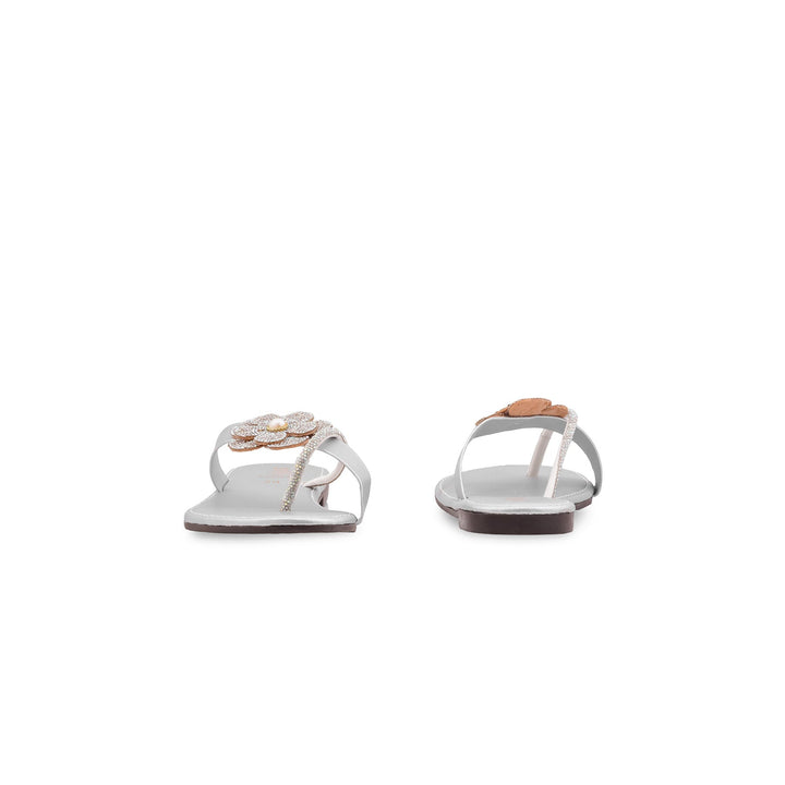Silver Casual Chappal For Women CL2208