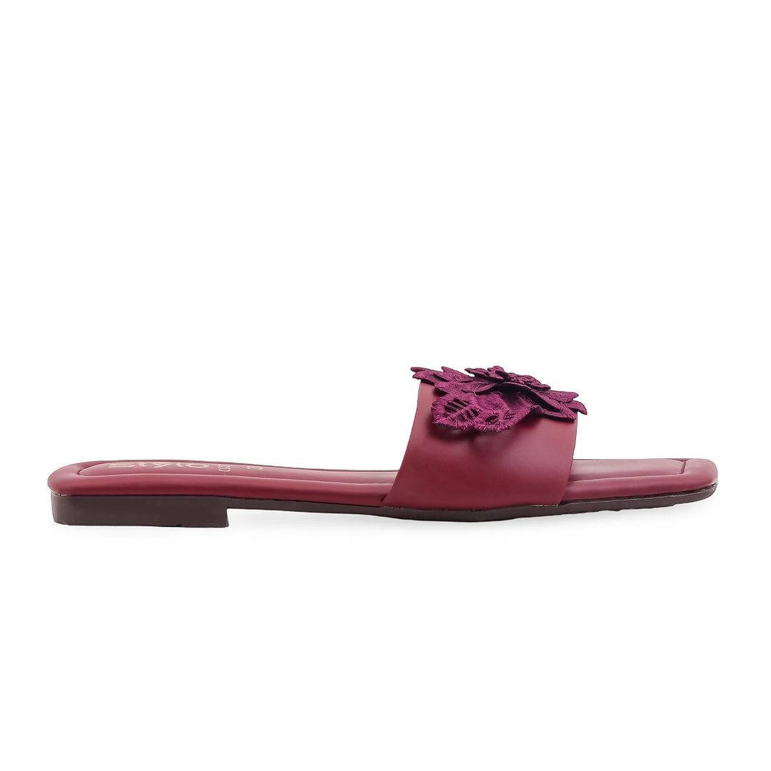 Maroon Casual Slipper For Women CL2272