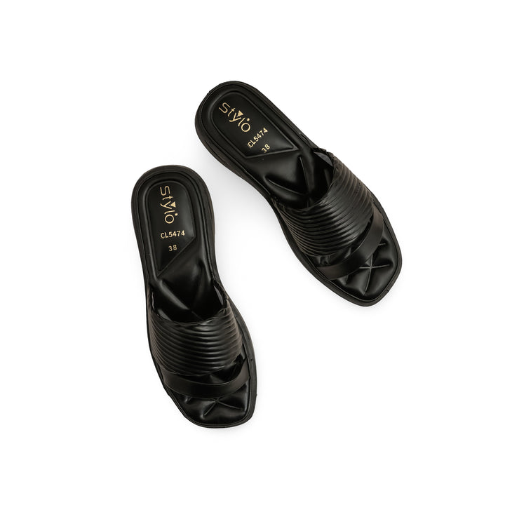 Black Casual Softy For Women CL5474