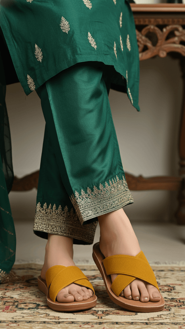 Yellow Casual Women Softy CL5605