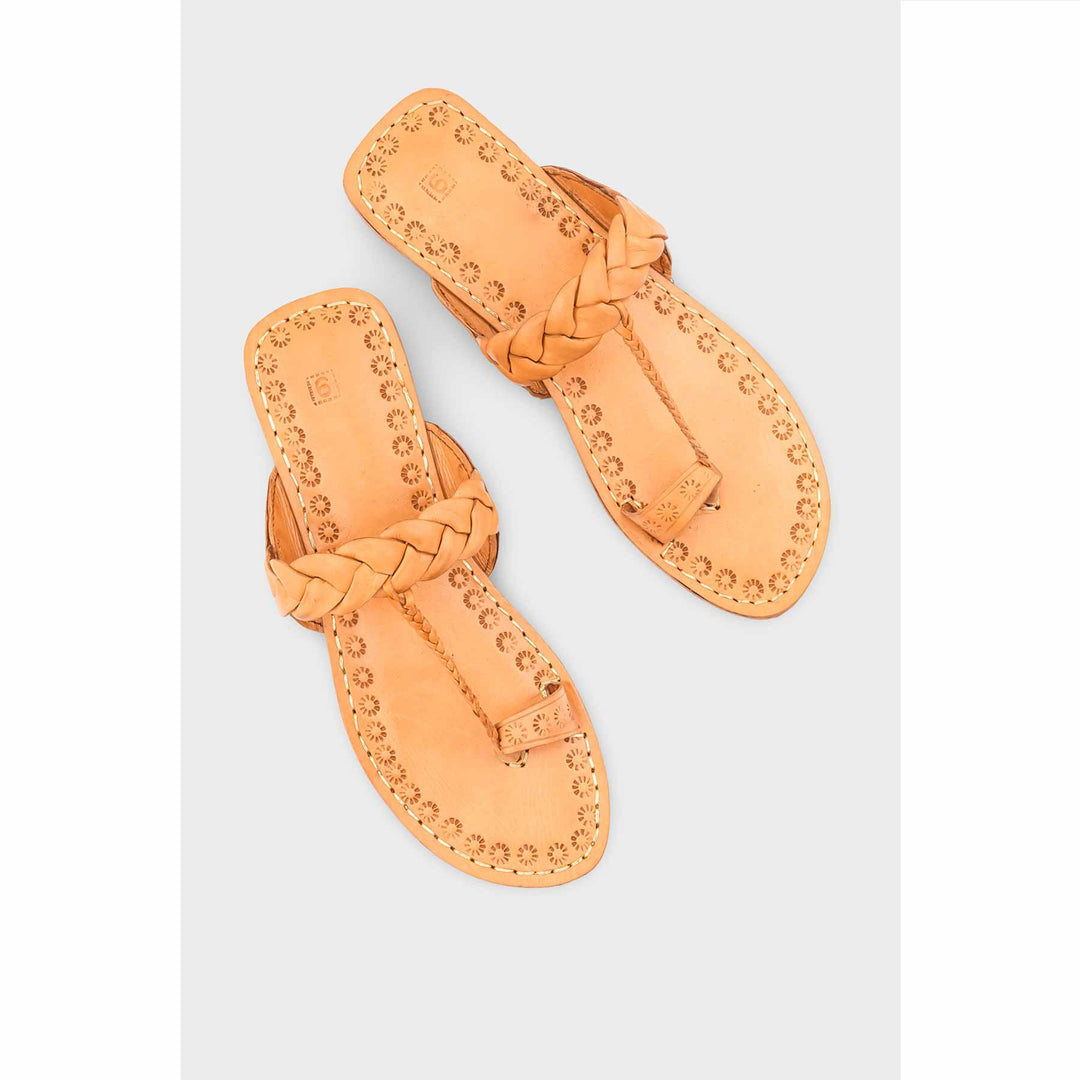 Beige Kolapoori Chappal EC0258