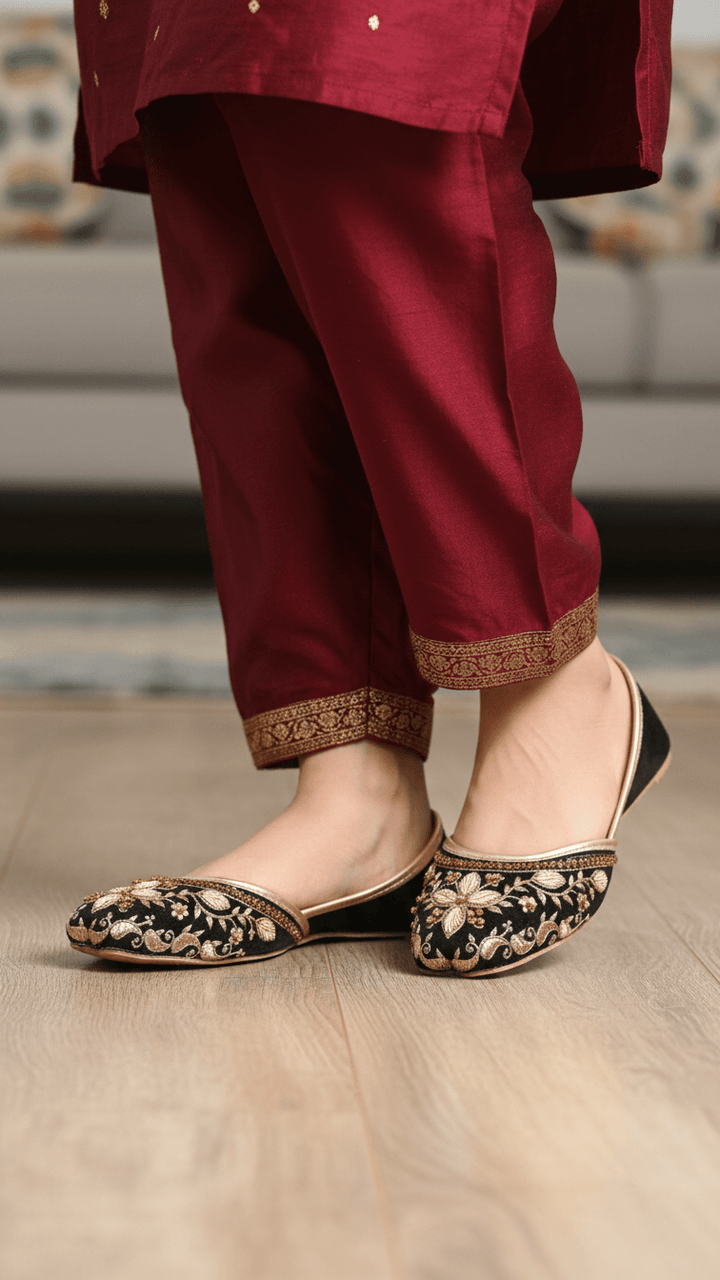 Black Fancy Khussa For Ladies EC8593