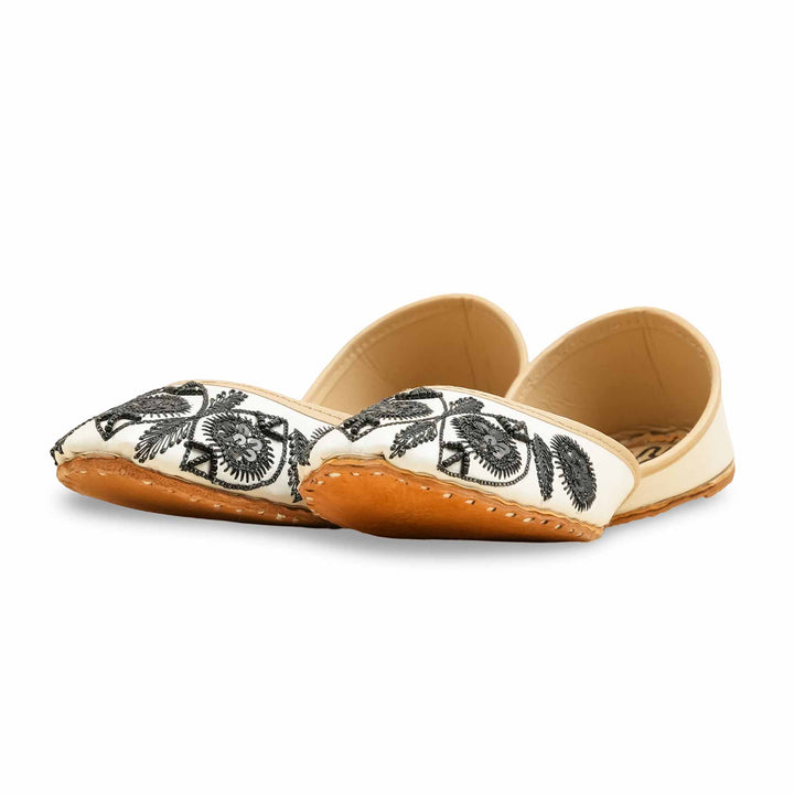 White Ethnic Khusa For Ladies EC8603