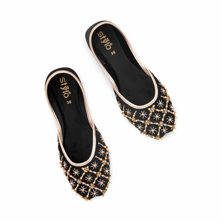 Women Ethnic Khussa - EC862601