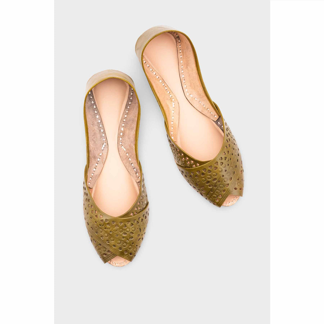 Mehndi Leather Khussa EC8639