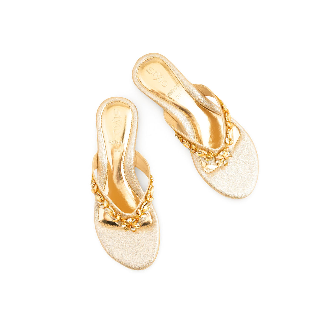 Golden Fancy Chappal FN0791