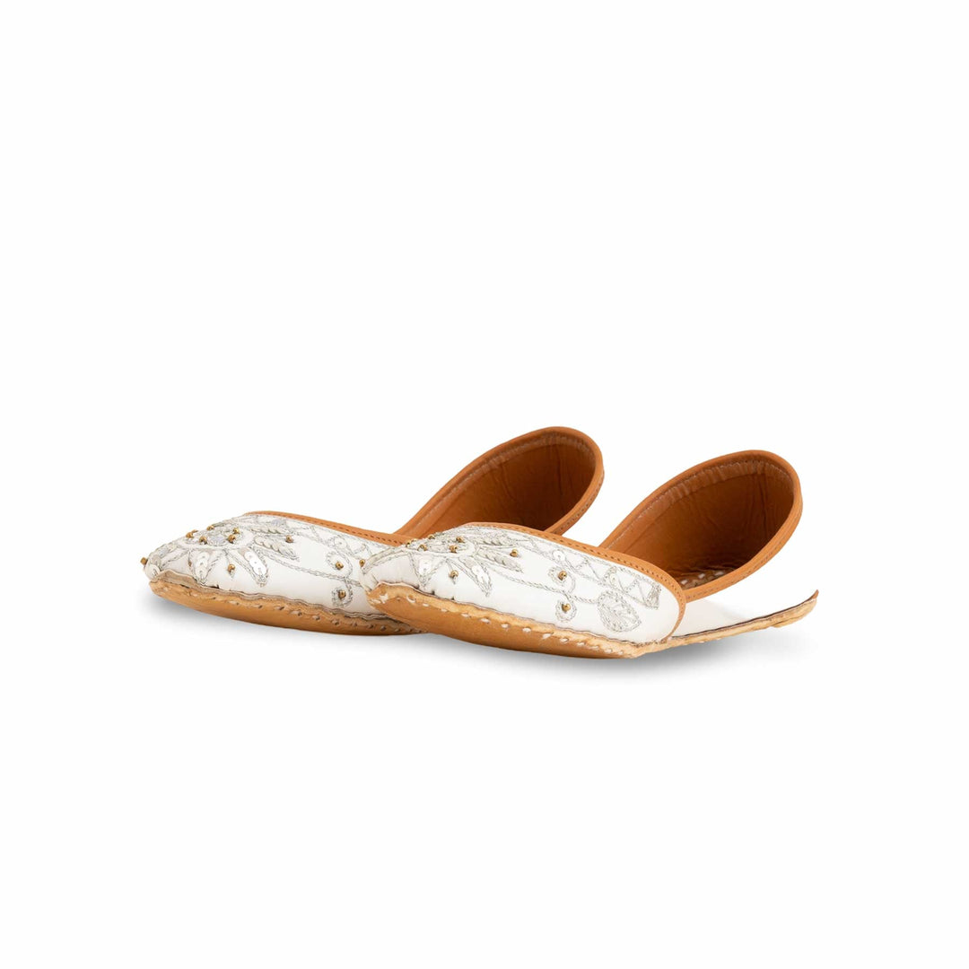 Girls White Fancy Khusa KD2452