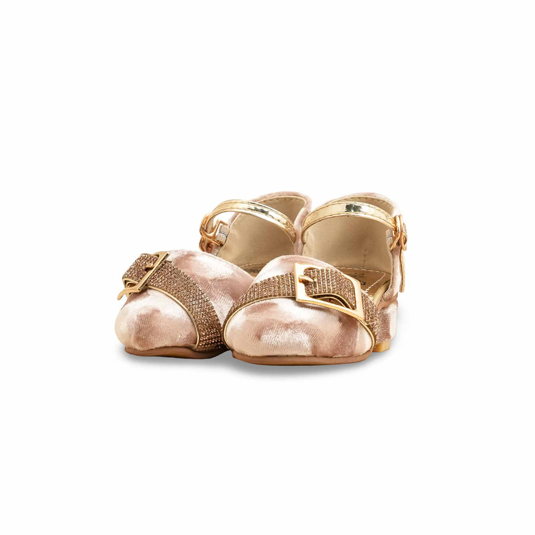 Girls Golden Fancy Pumps KD2483