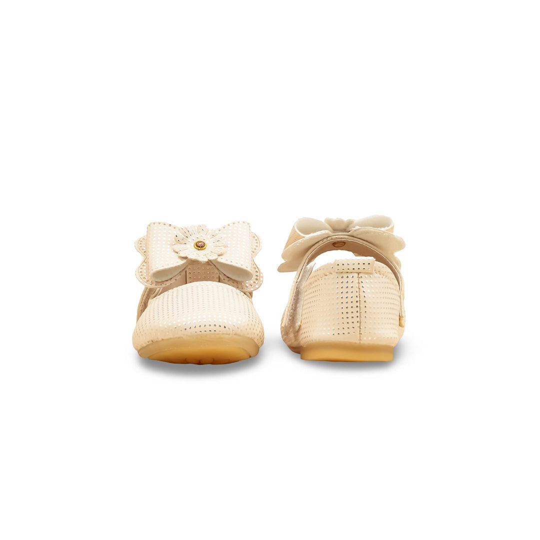Girls Golden Fancy Pumps KD2531