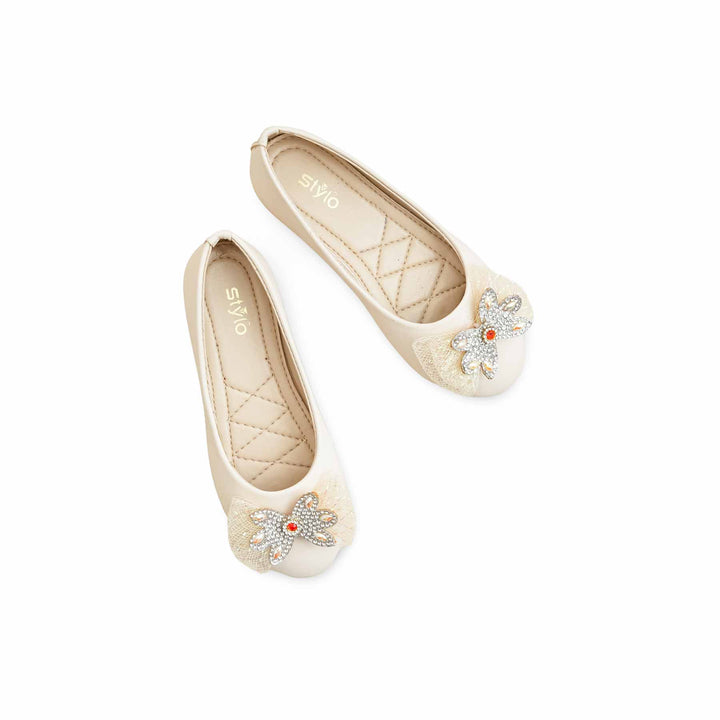 Girls White Formal Pumps KD2577