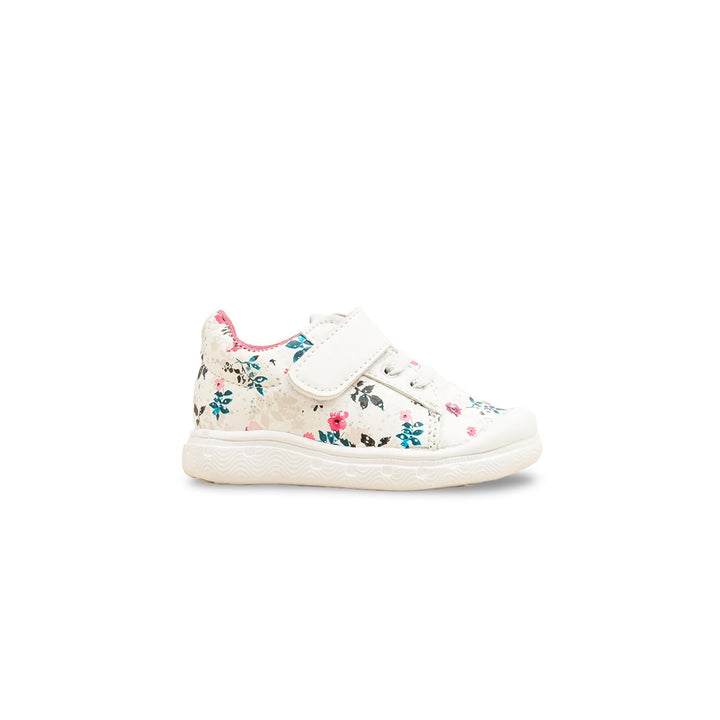 Babies White Casual Booties KD2591