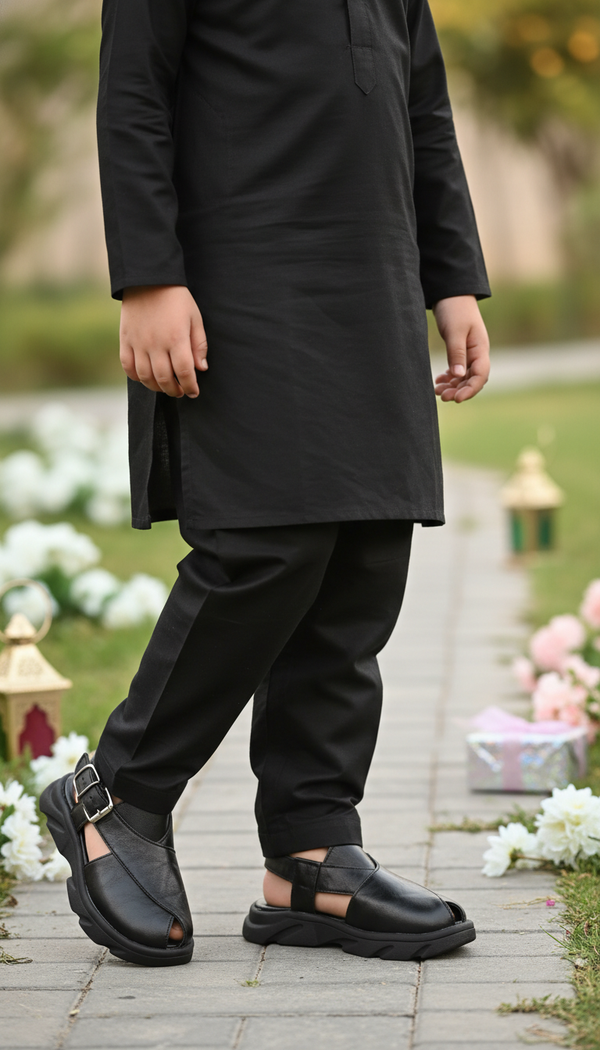 Boys Black Peshawari Chappal KD4958