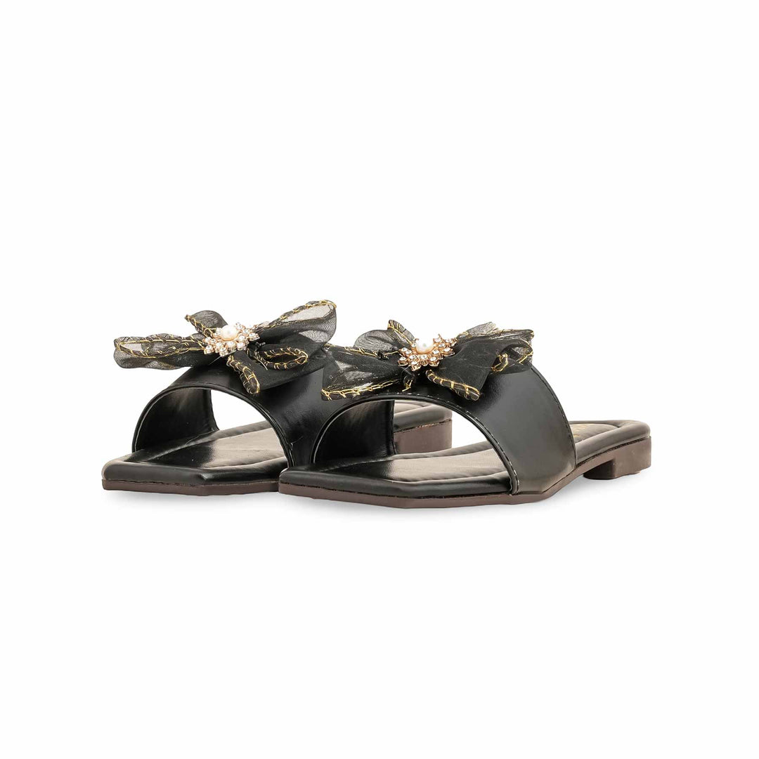 Girls Black Casual Slipper KD5557