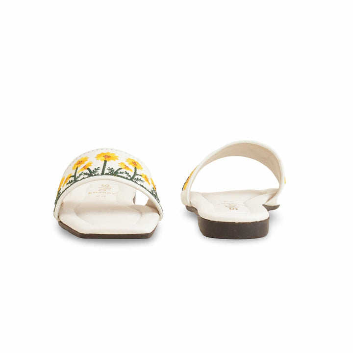 Girls White Casual Slipper KD5587