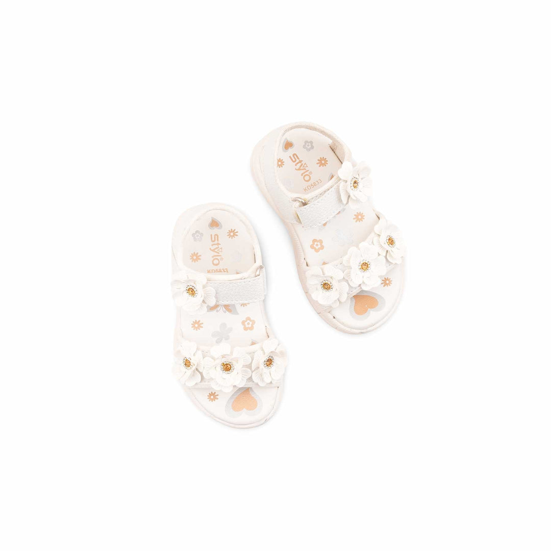 Girls White Casual Sandal KD5833