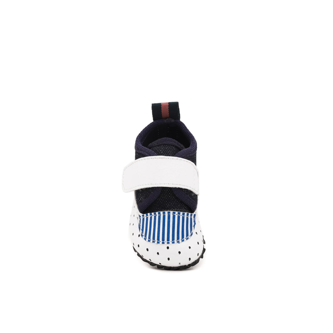 Babies White Casual Booties KD7730