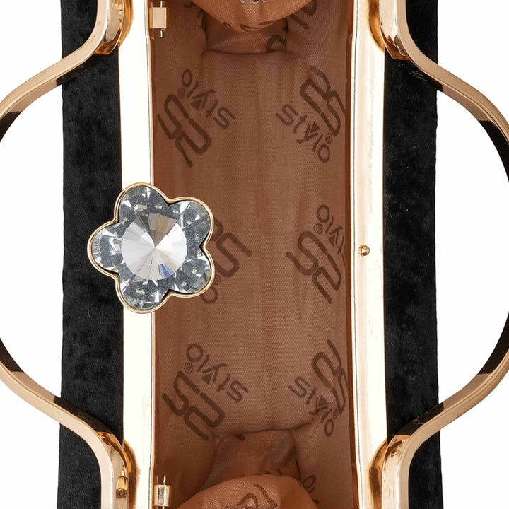 Black Women Fancy Clutch P15715