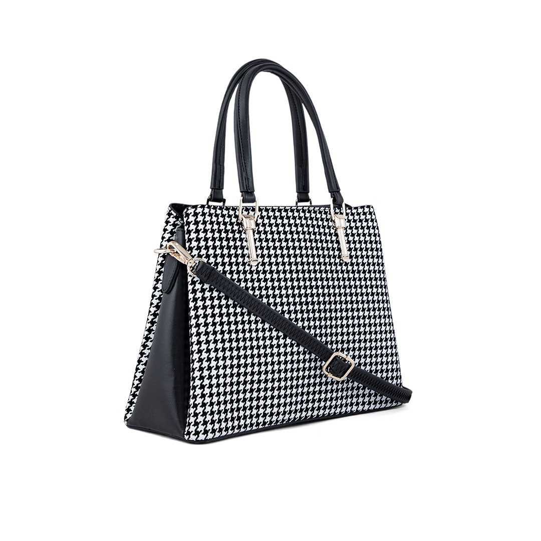 Black Formal Hand Bag P55651