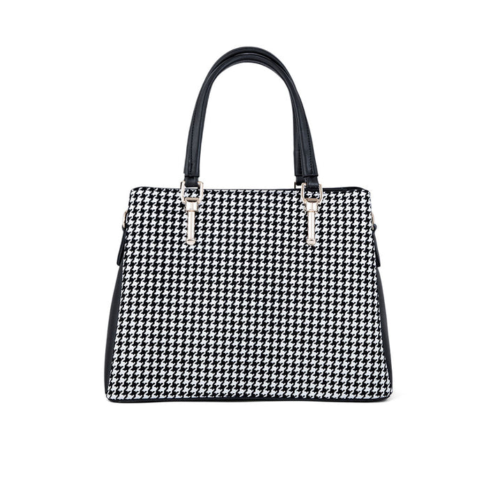 Black Formal Hand Bag P55651