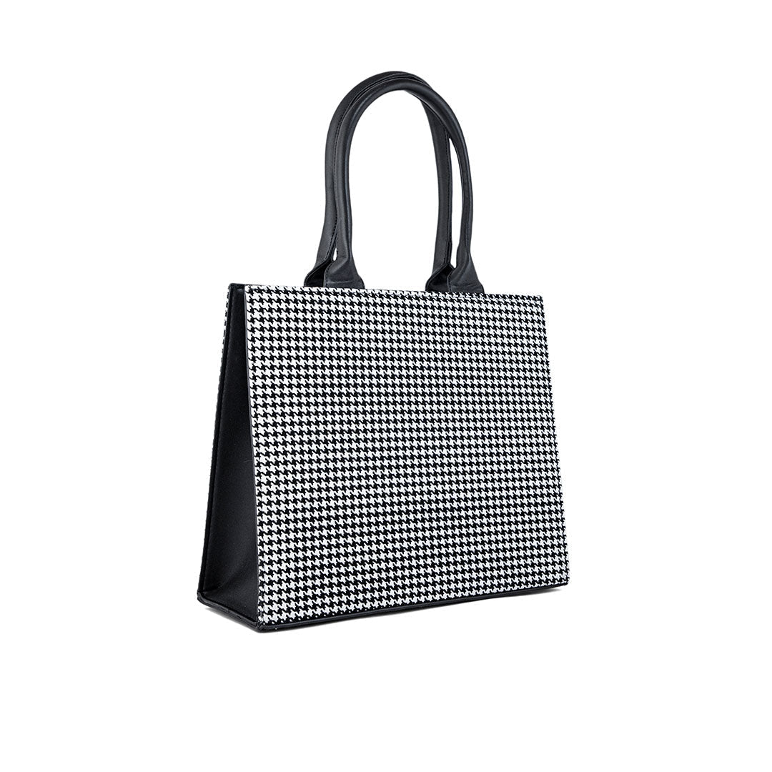 Black Formal Hand Bag P55652