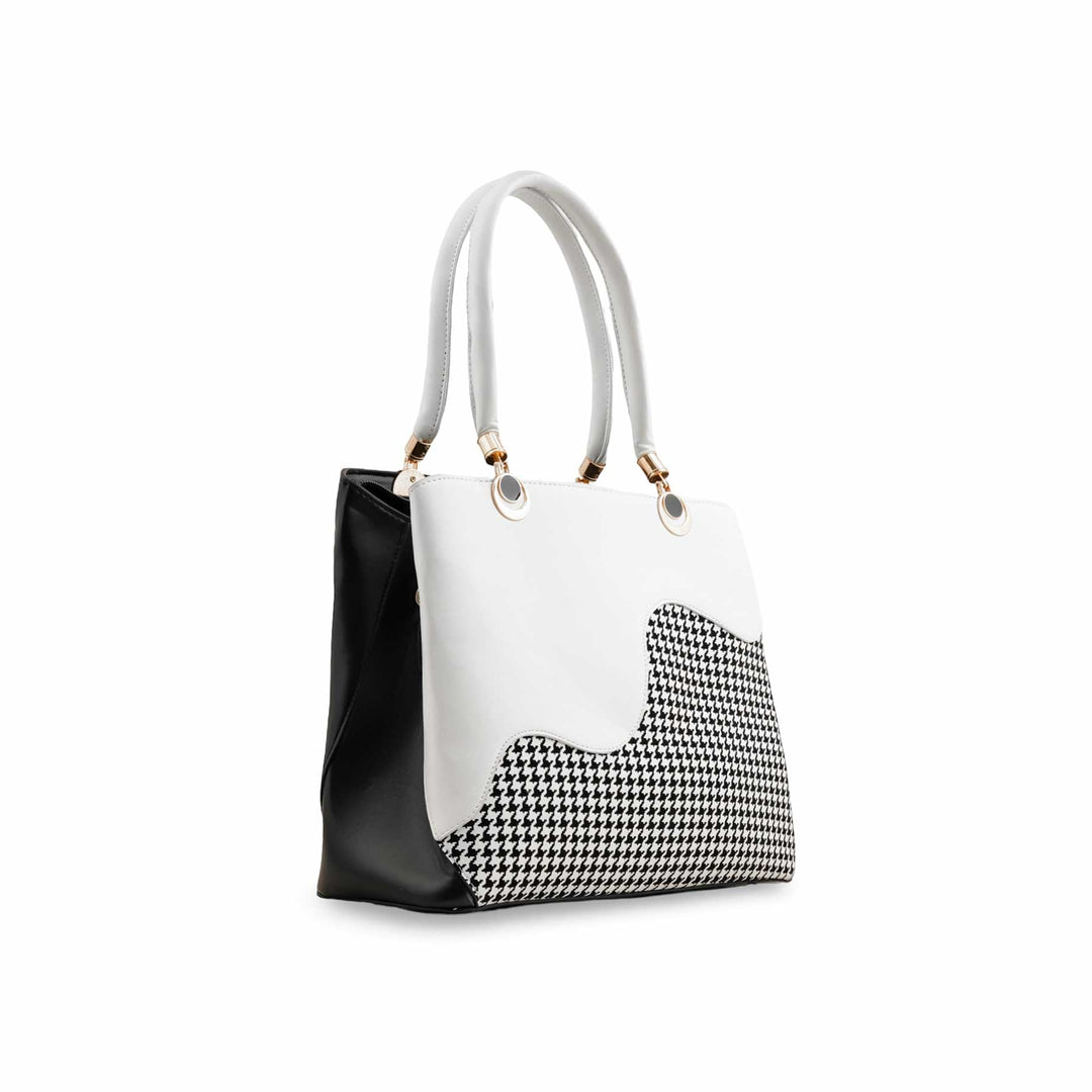 Black Formal Hand Bag P55713
