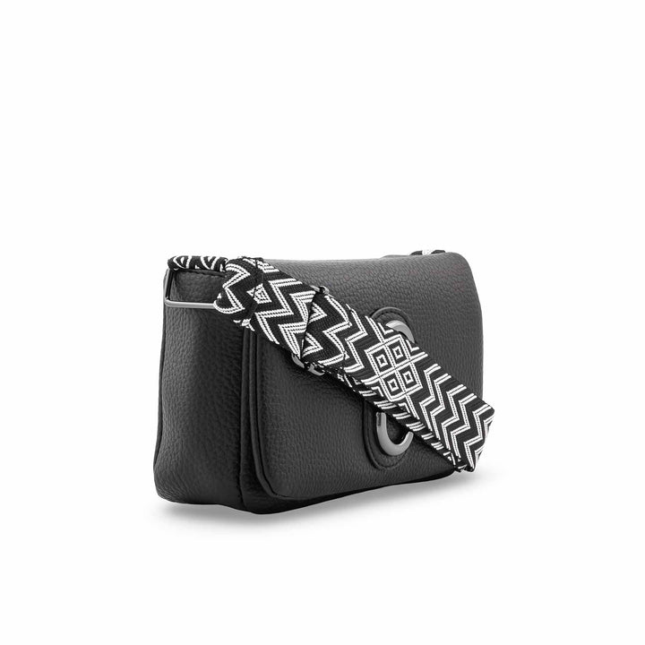 Black Casual Pouch For Ladies P97672