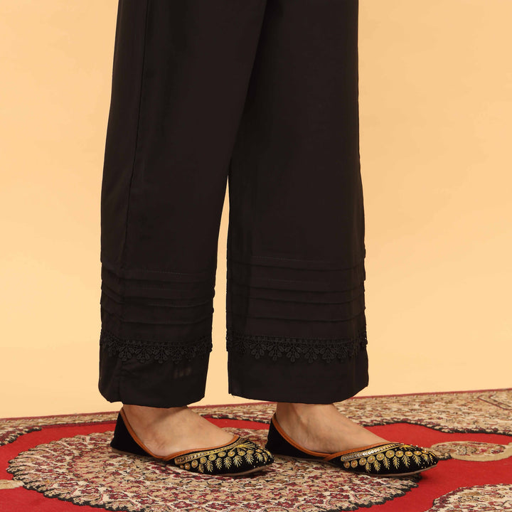 Black Straight Fit Embellished Trouser PL5047