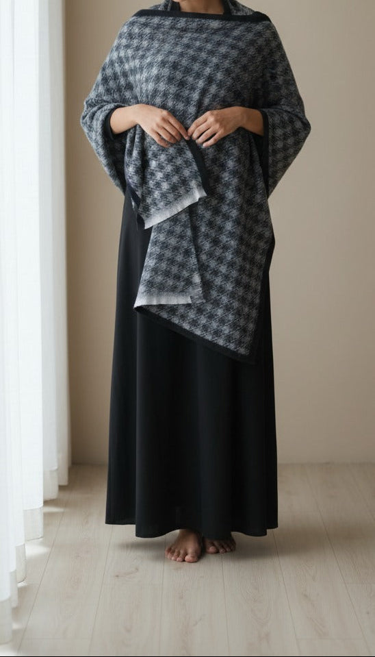 Black Winter Stole PN5033