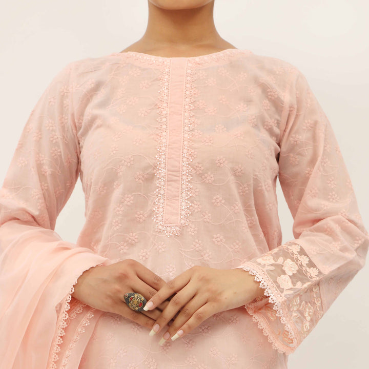2PC- Chikankari Embroiderd Lawn Suit PS5322
