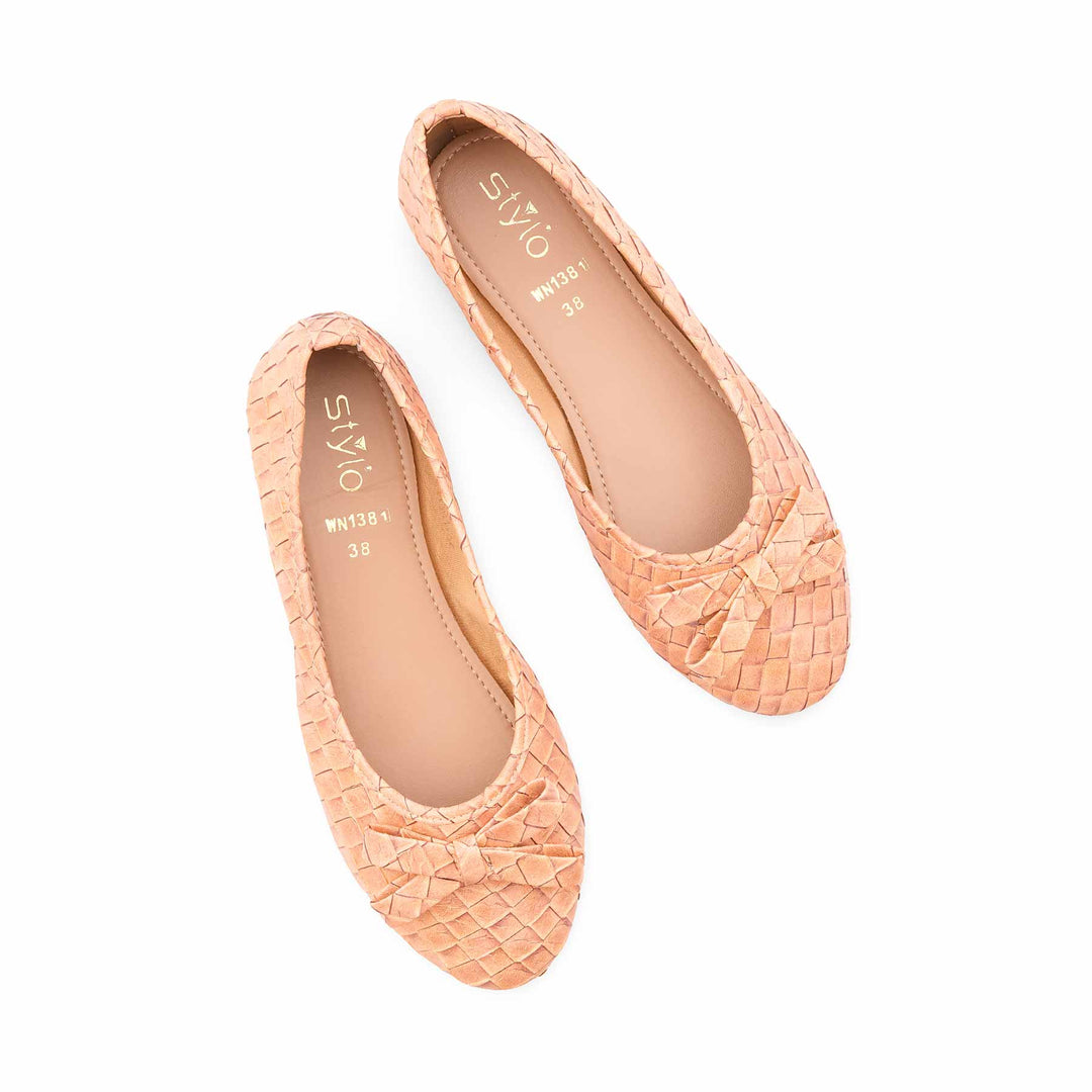 Women Formal Pumps - WN138162