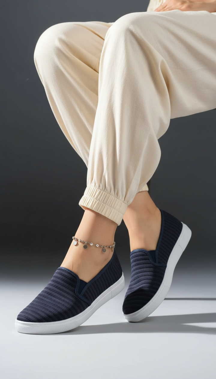 Navy Casual Sneaker WN6204